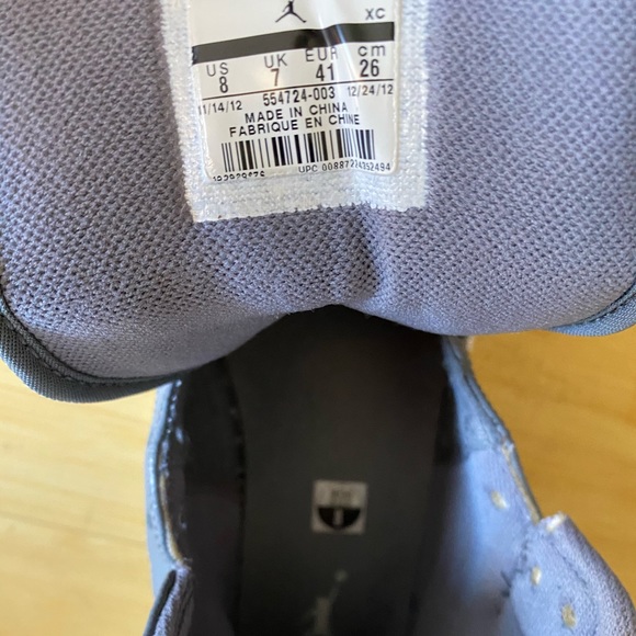 Jordan 1 Mid Wolf Gray - Picture 6 of 6